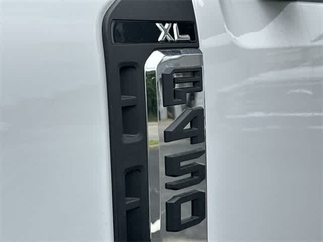 Thumbnail: 2025 Ford Econoline - 48