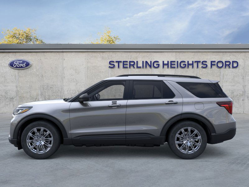 2026 Ford Explorer photo 2
