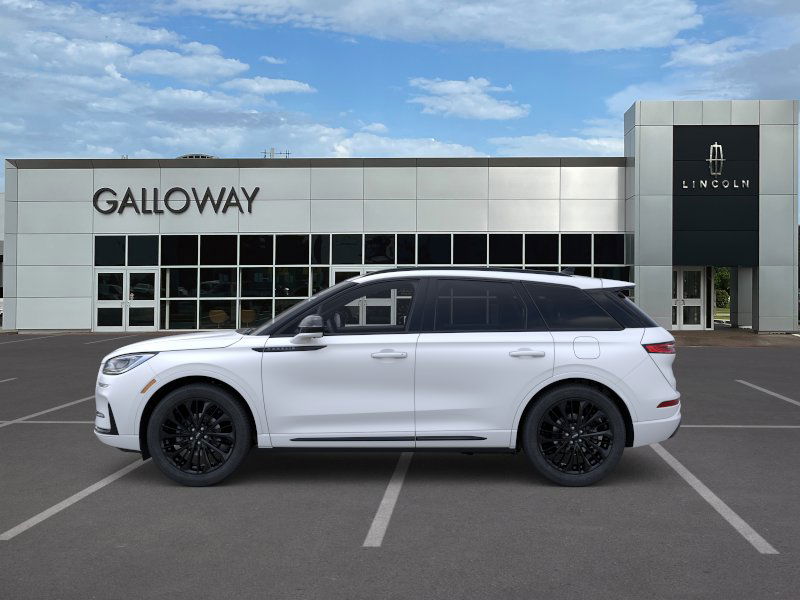 2025 Lincoln Corsair Premiere photo 3