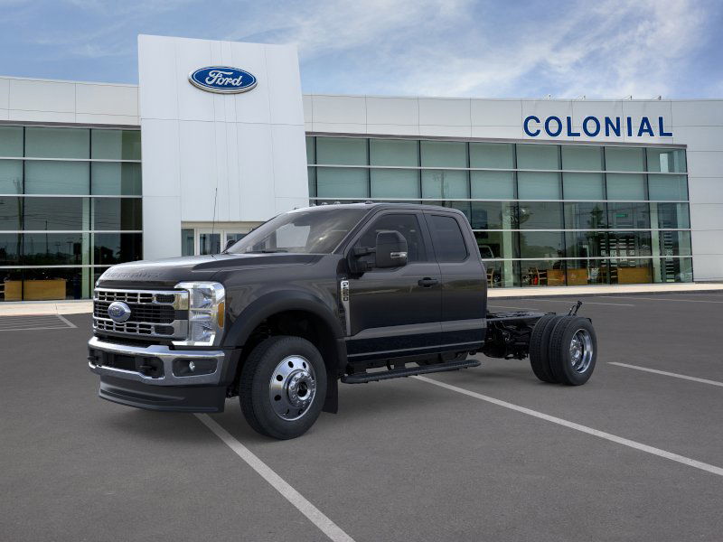 2026 Ford F-550 Super Duty Chassis Cab XLT's photo