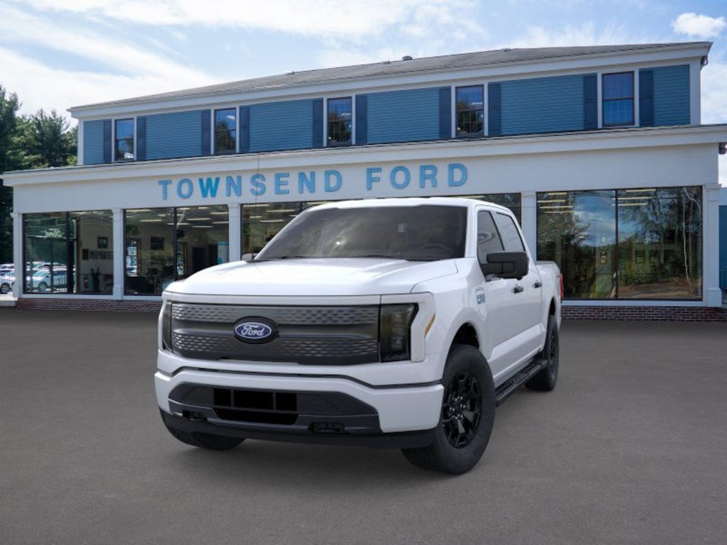 New 2025 Ford F-150 Lightning XLT TRUCK