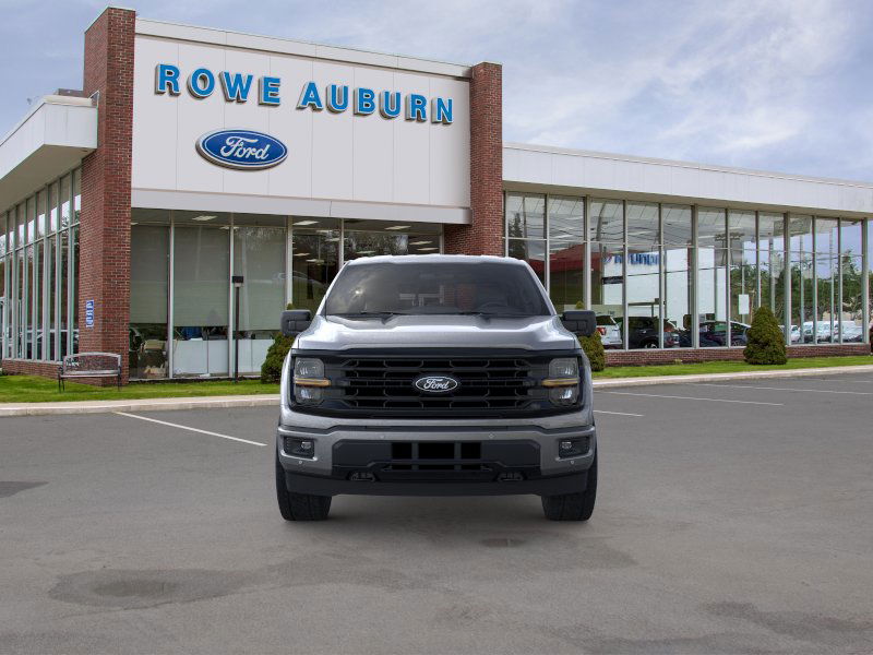 2025 Ford F-150 XLT photo 2
