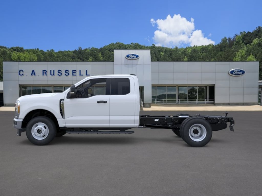 New 2026 Ford F-350SD XL Chassis