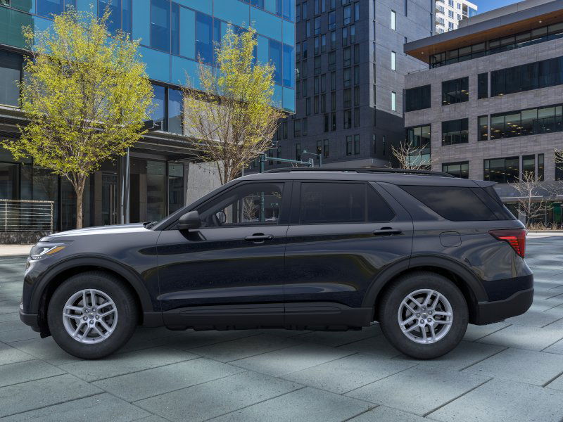 2026 Ford Explorer photo 2