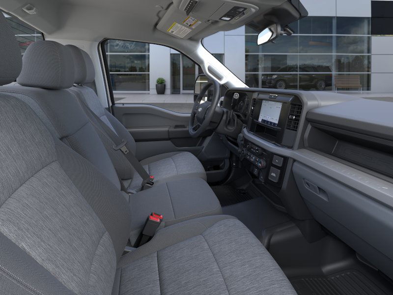 2025 Ford F-550 Super Duty Chassis Cab XL - Photo 26