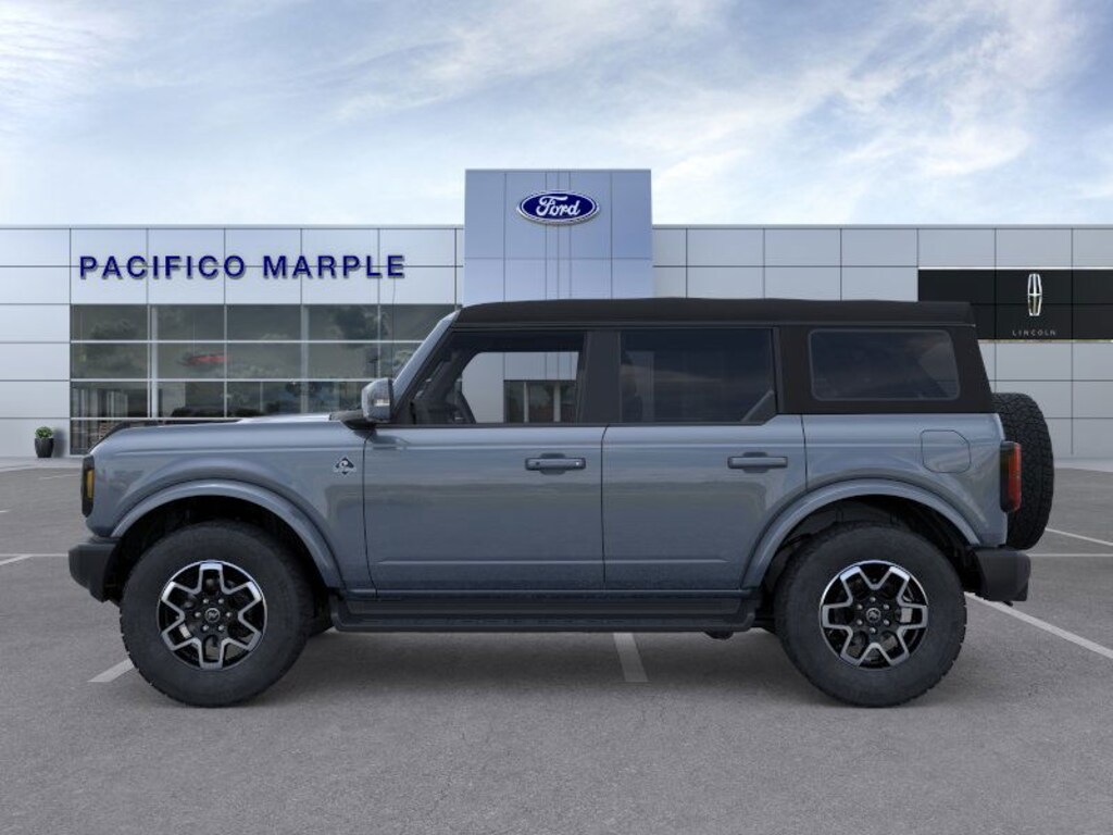 New 2025 Ford Bronco Outer Banks SUV