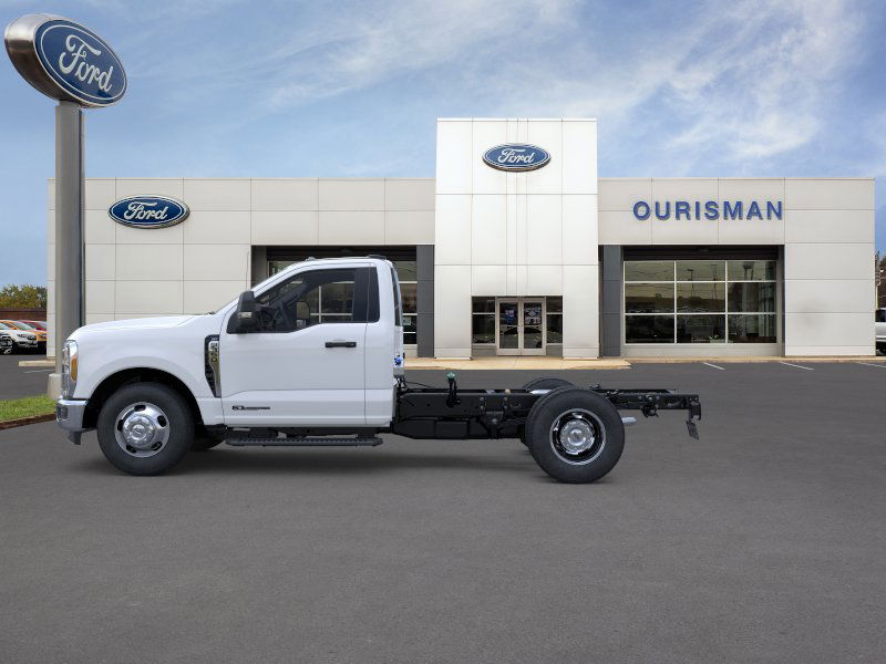 2026 Ford F-350 XLT photo 4