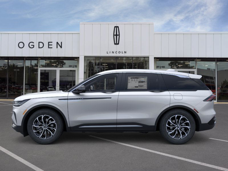 2026 Lincoln Nautilus Premiere photo 3