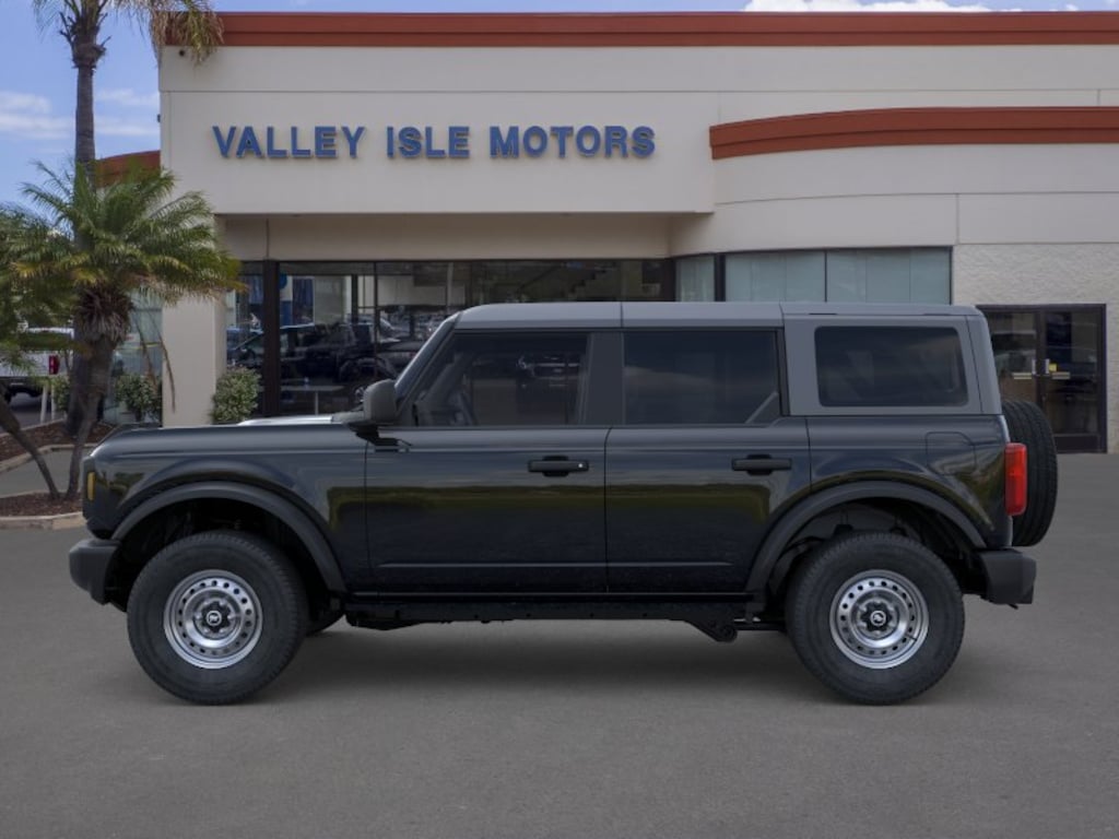 New 2026 Ford Bronco Base SUV