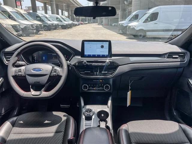 Thumbnail: 2024 Ford Escape - 32