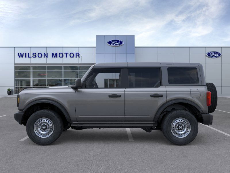2025 Ford Bronco Base photo 3