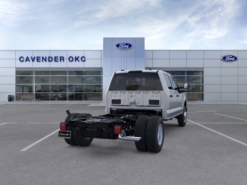 2026 Ford F-350 Super Duty Chassis Cab XL - Photo 8