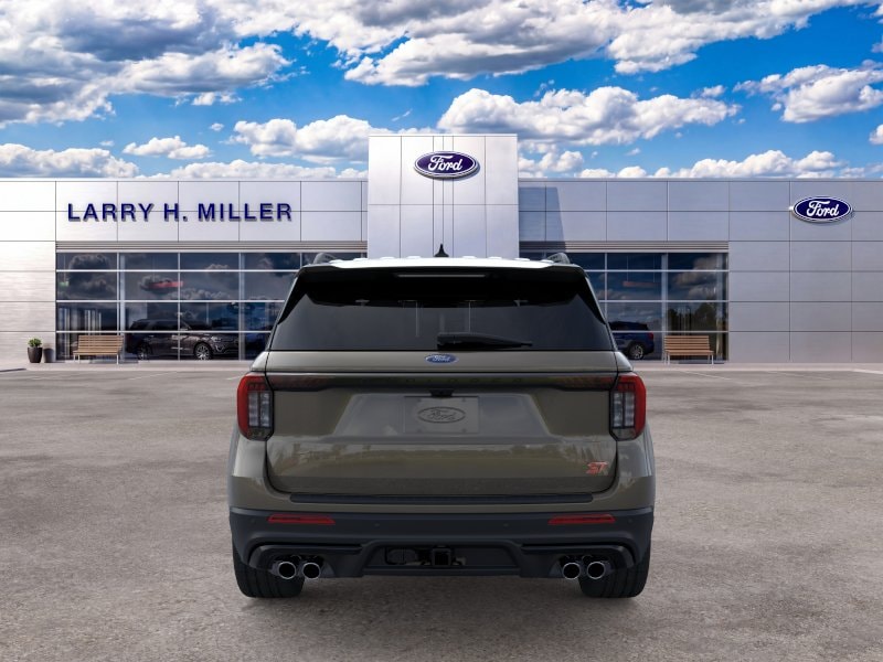 2026 Ford Explorer ST - Photo 16
