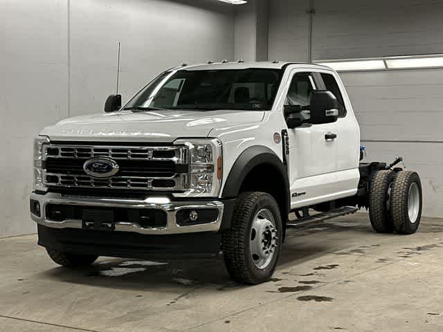 2026 Ford F-550 Super Duty Chassis Cab XL - Photo 30