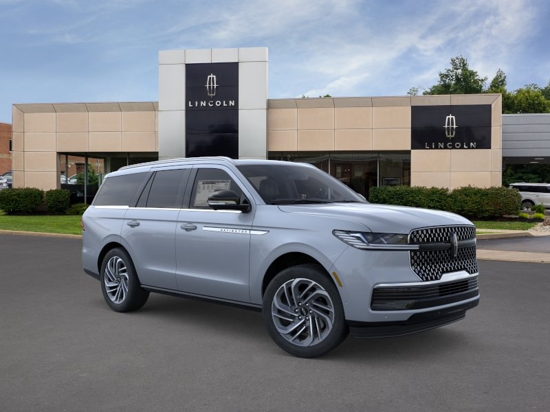 2026 Lincoln Navigator Reserve 4WD's photo