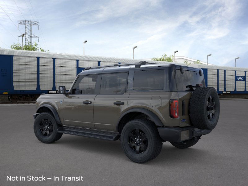 2025 Ford Bronco Outer Banks photo 4