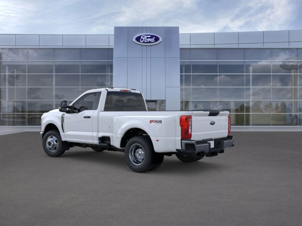 New 2026 Ford Super Duty F-350 XLT TRUCK
