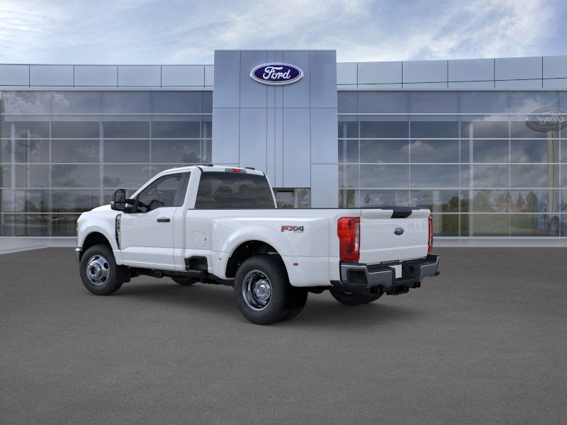 2026 Ford F-350 photo 4