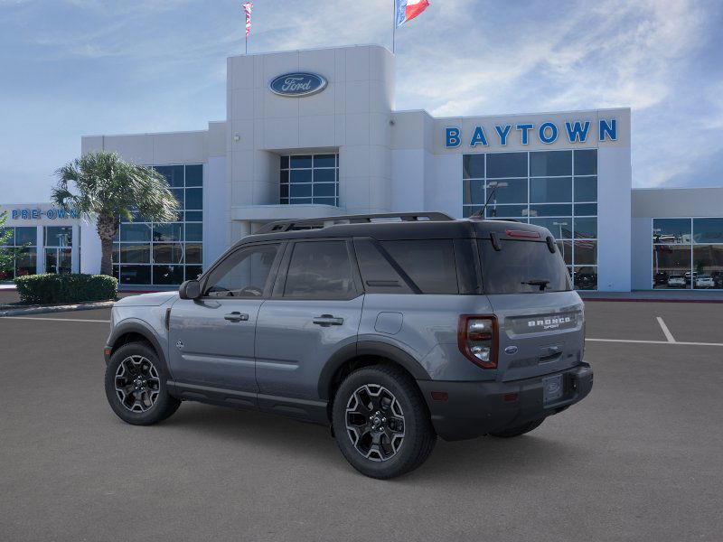 2025 Ford Bronco Sport Outer Banks photo 2