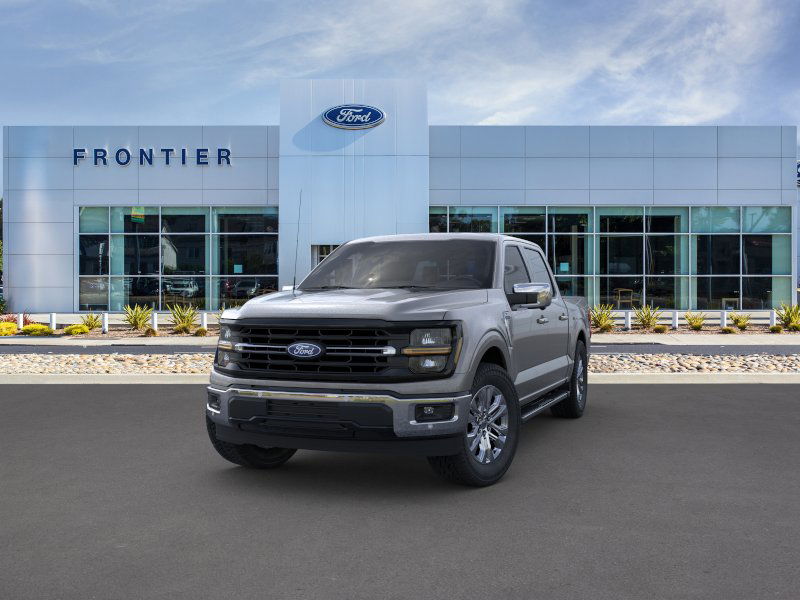 2025 Ford F-150 XLT photo 2