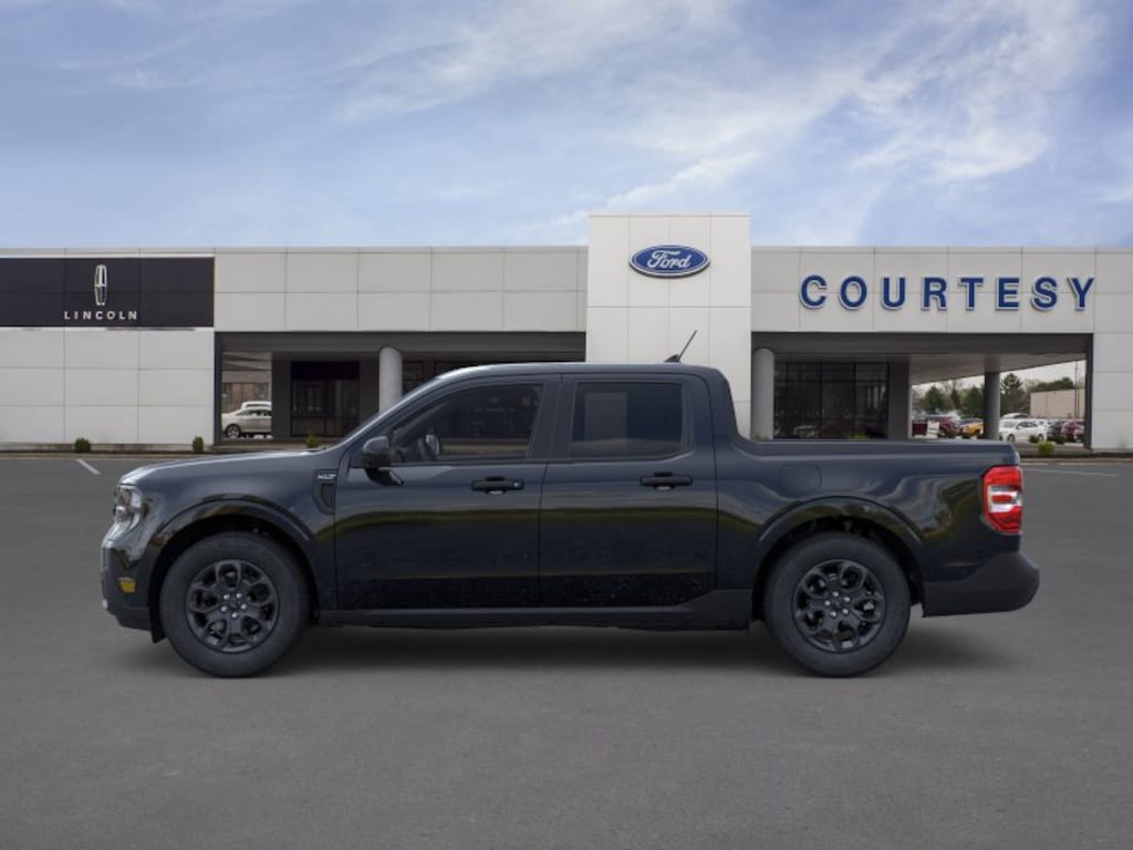 New 2026 Ford Maverick XLT Truck SuperCrew