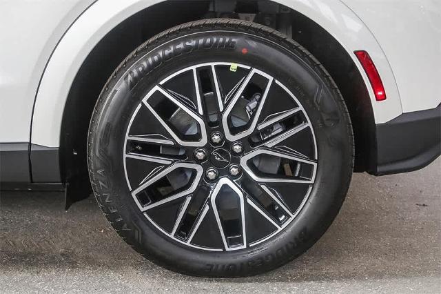 Thumbnail: 2025 Ford Mustang Mach-E - 39