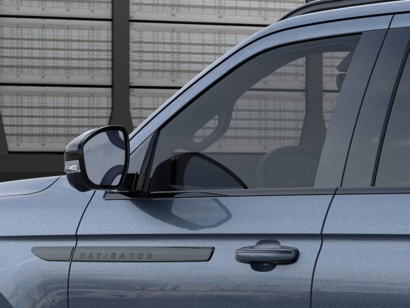 Thumbnail: 2026 Lincoln Navigator L - 44