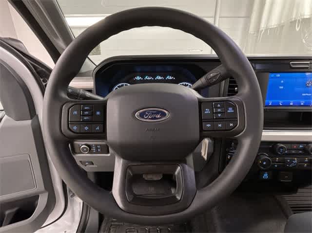 Thumbnail: 2025 Ford  - 32