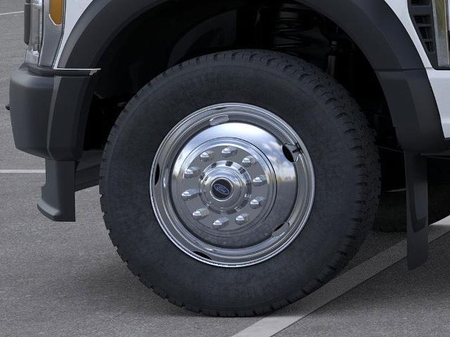2025 Ford F-550 Super Duty Chassis Cab XL - Photo 41