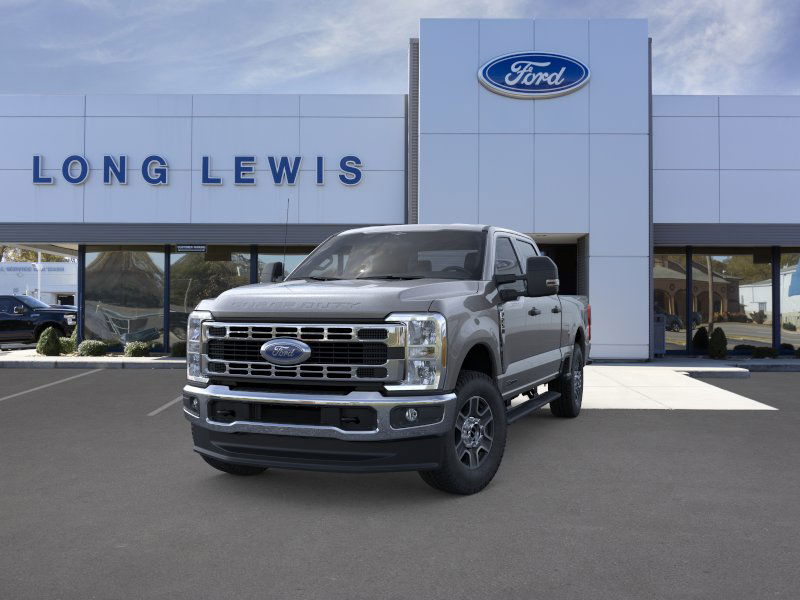 2025 Ford F-250 photo 2