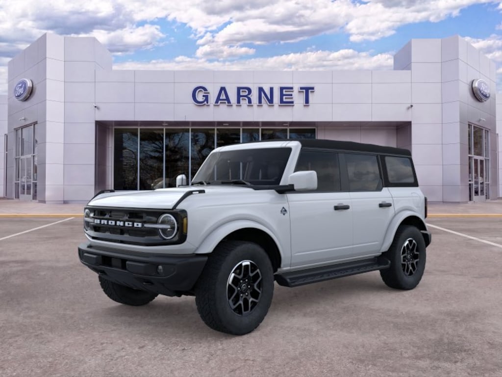 New 2026 Ford Bronco Outer Banks SUV