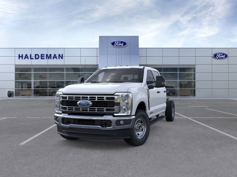 2026 Ford F-350 photo 2