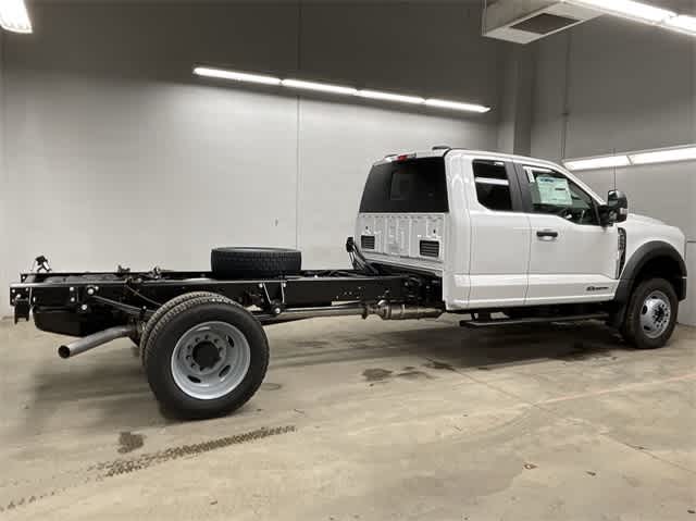 Thumbnail: 2025 Ford Econoline - 27