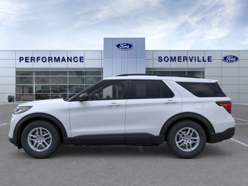 2026 Ford Explorer photo 2