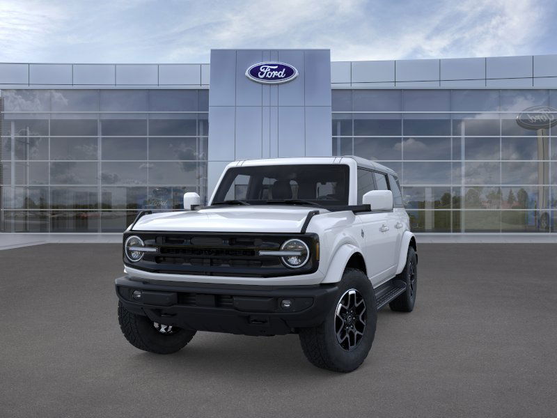2025 Ford Bronco Outer Banks photo 2