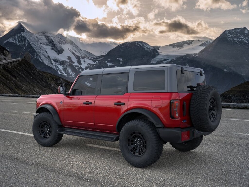 New 2026 Ford Bronco Outer Banks SUV