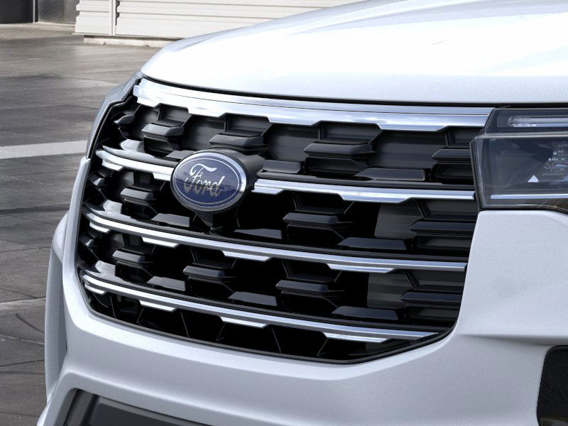 2025 Ford Explorer Active 17