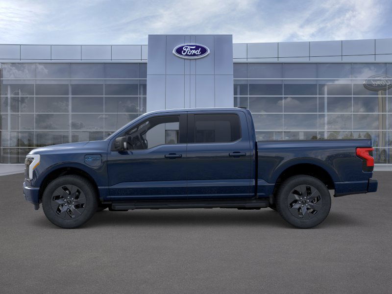 2025 Ford F-150 XLT photo 3