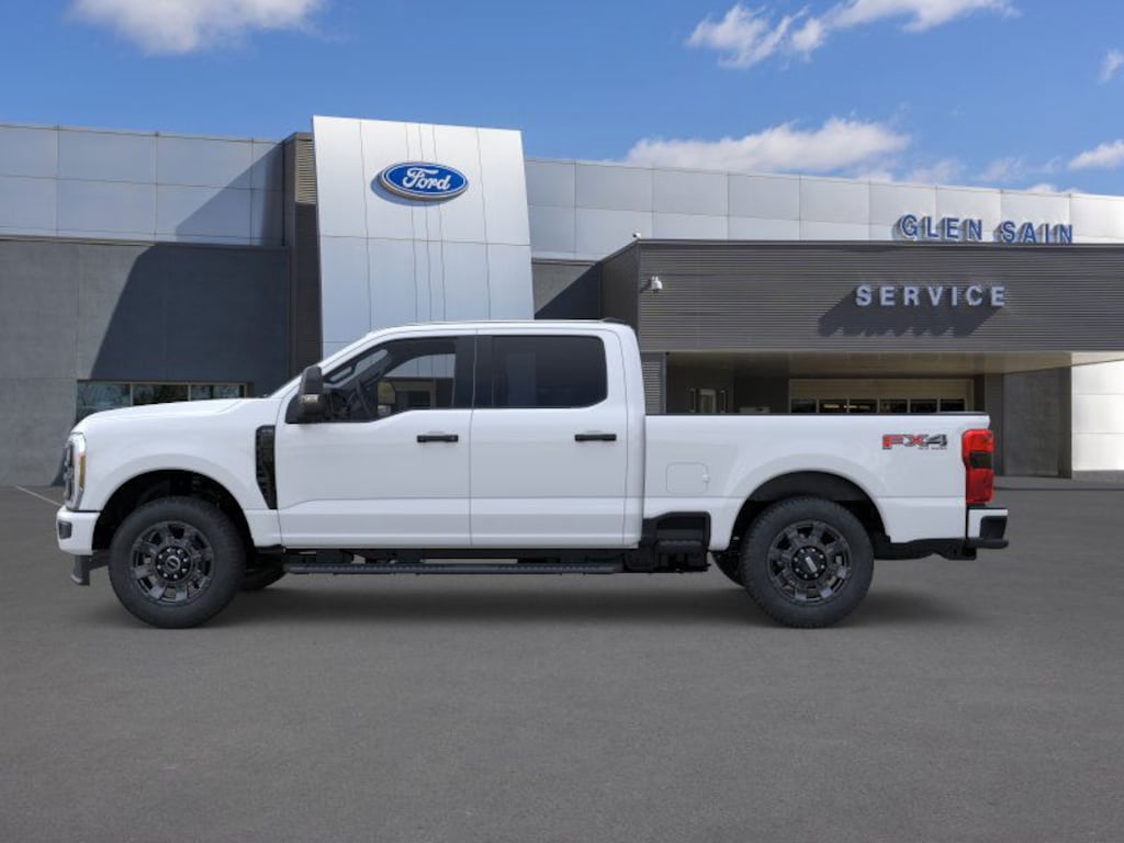New 2026 Ford Super Duty F-250 XL Truck Crew Cab