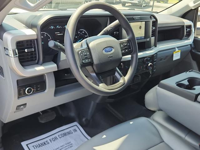 2025 Ford Super Duty F-350 DRW F-350 XL 4WD Crew Cab 179 WB 60 CA