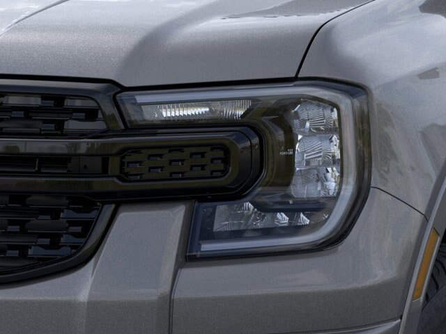 2025 Ford Ranger XLT photo 18