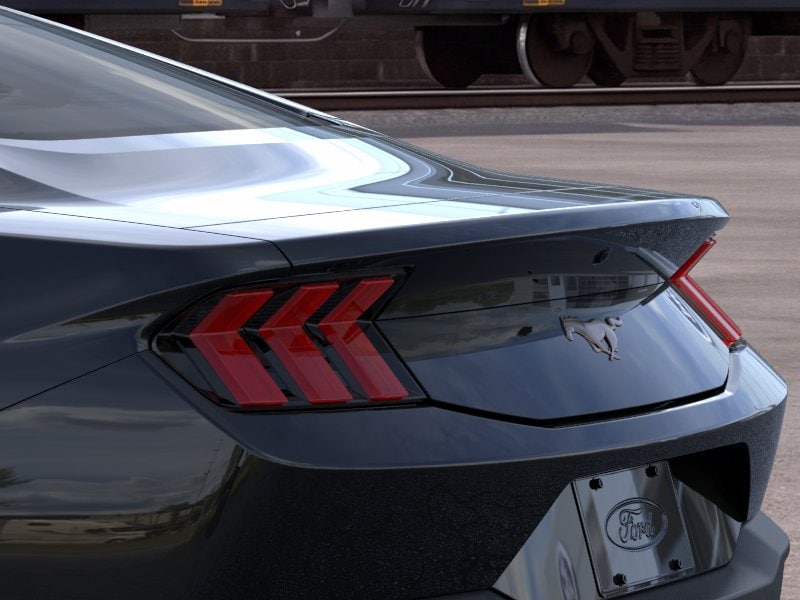 2026 Ford Mustang EcoBoost - Photo 22