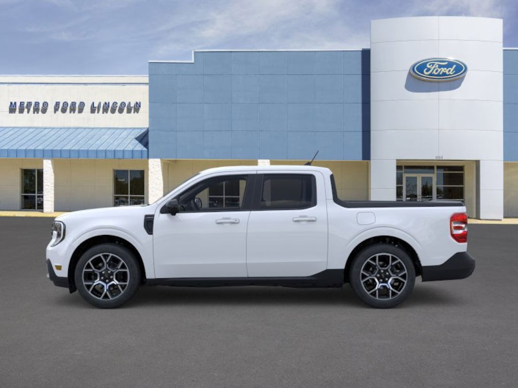 New 2025 Ford Maverick Lariat SuperCrew
