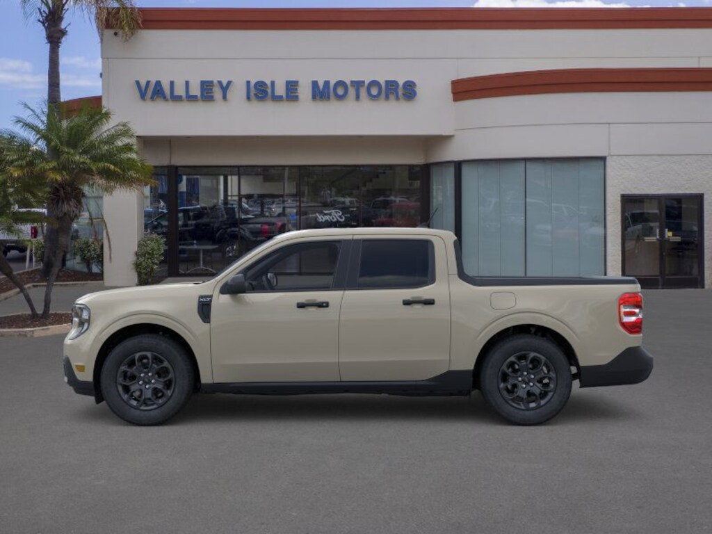 New 2025 Ford Maverick XLT Truck SuperCrew