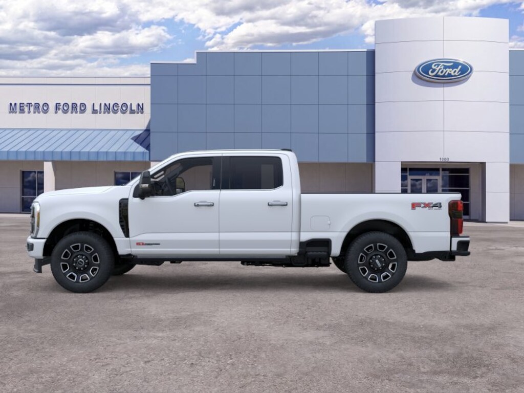 New 2026 Ford F-250 Platinum Crew Cab