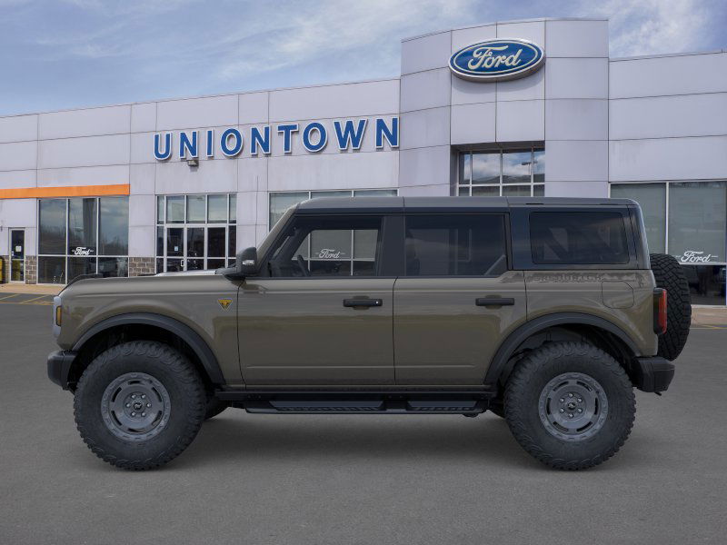 2025 Ford Bronco Badlands photo 2