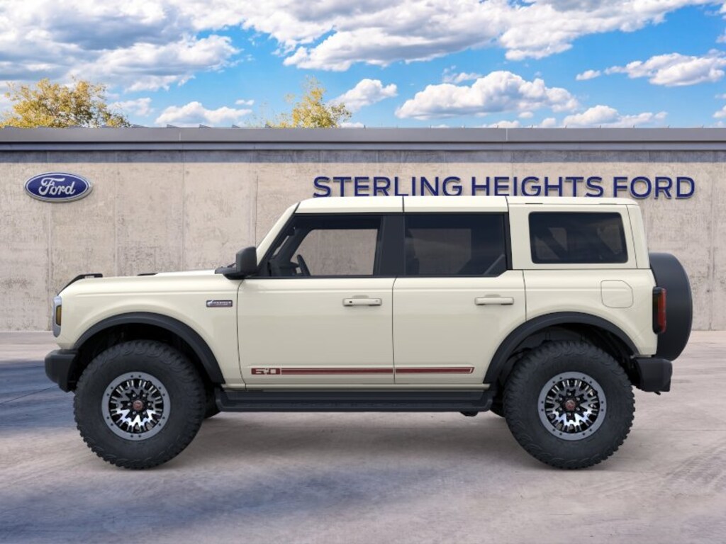 New 2026 Ford Bronco Outer Banks SUV