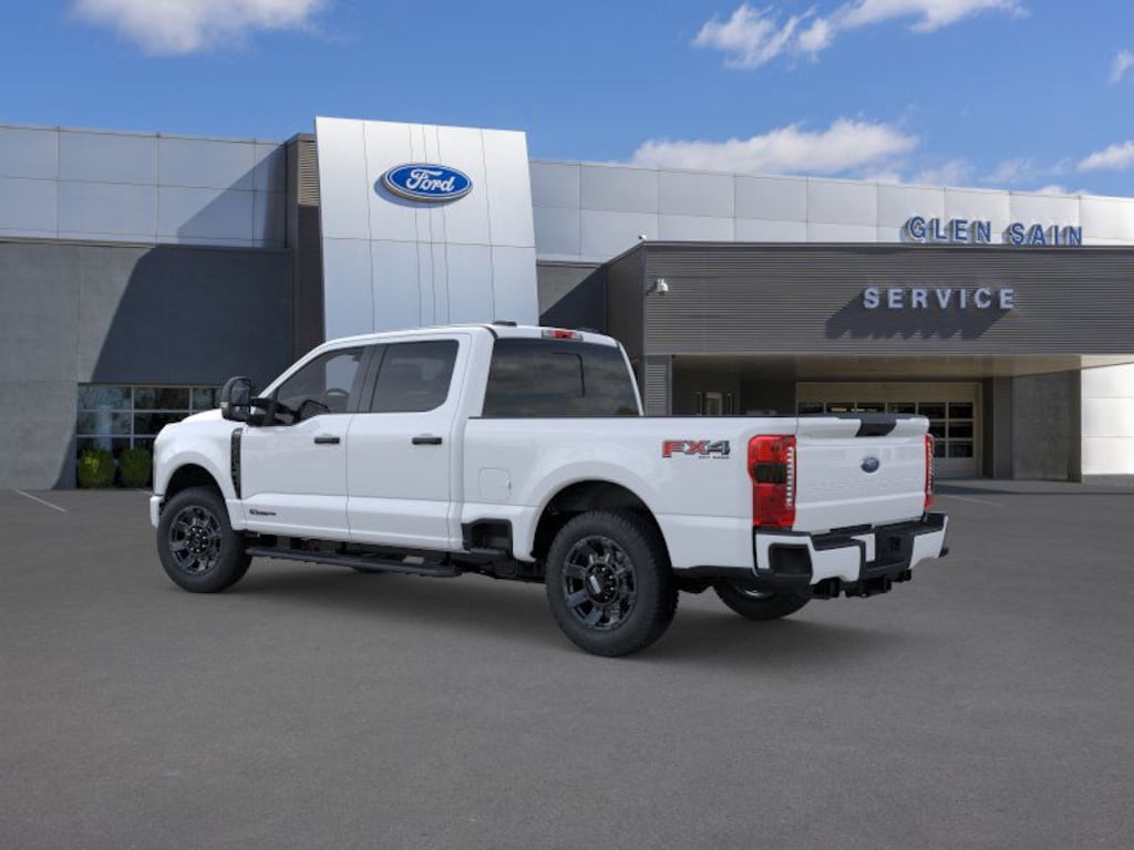 New 2026 Ford Super Duty F-250 XL Truck Crew Cab