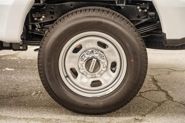 2024 Ford F-350 XL 34