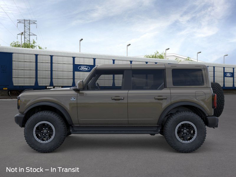 2025 Ford Bronco Outer Banks photo 2